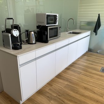 79-cabinet