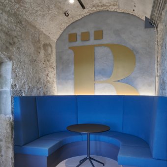 81-mobilier